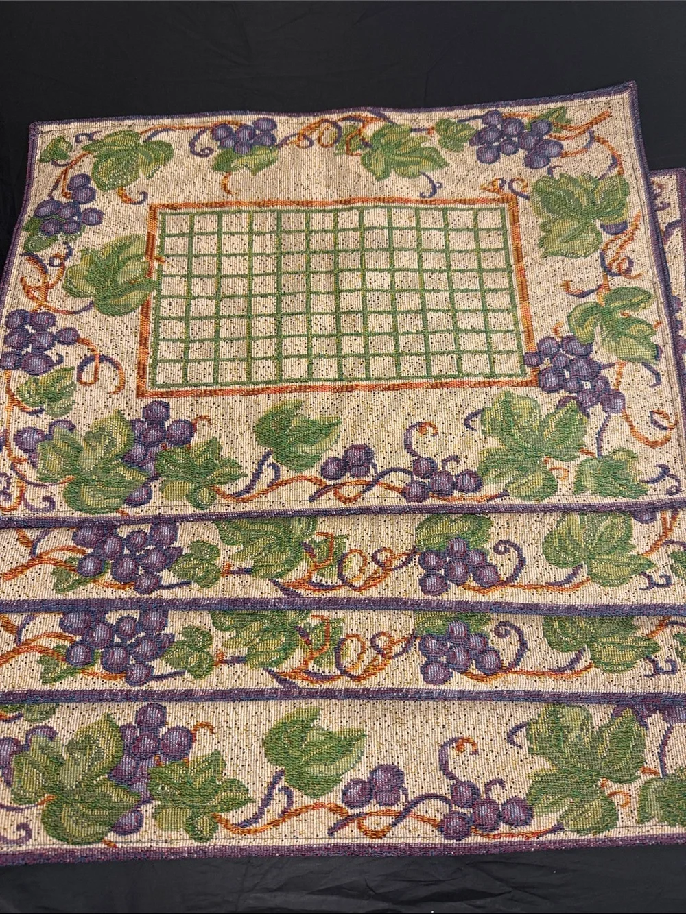 Vintage-Inspired Purple Grape homemade placemats